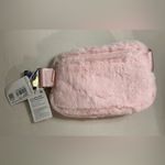 Lululemon NWT Everywhere Belt Bag Plush Fleece Strawberry Milkshake Pink 1L Photo 6