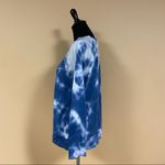 🛍️ 5/$20 Wantable Tie Dye Pullover White Blue Denim/Navy Top Size M Size M Photo 3