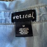 Wet Seal  (M) DENIM SNAP BUTTON DOWN SHIRT Photo 2