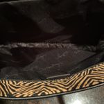 Vera Bradley EUC.  ZigZag patterned tote Photo 6