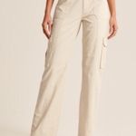 Abercrombie & Fitch high rise Cargo Pants Photo 1