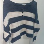 American Eagle Cropped Sweater / Top Photo 0