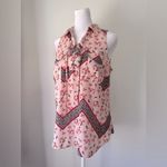 Candie's Candie’s Light Pink Floral Print Tie-Up Collared Sleeveless Blouse Photo 2
