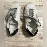 White Sneakers Size 8.5 Women's Shoes Walking Trendy Gray Photo 9