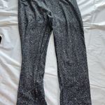 Lululemon  Full Freedom Crop 21"
Luminesce Splatter Ice Grey Black Photo 5
