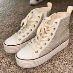 Steve Madden Hightop Sneakers Photo 0