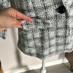 Soho Apparel nwt //  ltd button front tweed blazer jacket Photo 3