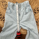 Madewell High-Rise Light Wash Mom Jeans Size 27 Photo 6