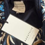 NWT BAGATELLE COLLECTION Quilted Floral Print Barn Vest Pockets Medium Blue Photo 6