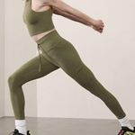 Athleta XL Salutation Cargo Tight Moss X-Large Photo 0