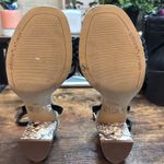 Gibson Latimer  Cordelia Black and white snake print heels size 8 Photo 7