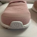 Lululemon NIB Blissfeel Run 2 Women's Pink Running Shoes 8.5 Photo 8