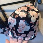 Victoria's Secret Victoria’s Secret Body By Victoria 32DDD Wireless No Wire Floral Bra Photo 3
