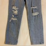 EXPRESS JEAN Cropped Girlfriend Fit Acid Wash Distressed Denim Jeans 8 Photo 2