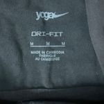 Nike Yoga Luxe Shelf Bra Dri-FIT Black Athletic Basic Tank Top Size M NEW Tags Photo 3