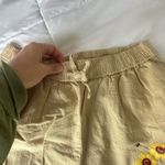 Womens Sportswear Tan Yellow Beige Shorts Floral Flowers Sunflowers Size L Photo 3