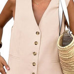 Pretty Garden Beige Button-Up Vest Photo 0