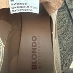 Blondo Sandra Waterproof Suede Ankle Boots – Size 8M – Like New Photo 2