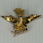 Source Unknown Vintage Bird on Branch Brooch Enamel Green Red Gold Tone Rhinestone Signed Photo 2