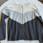 Design History  Modern Gray and White Crew Neck Sweater Photo 10