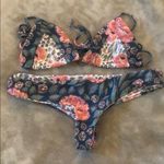 Diane’s Bikini Photo 0