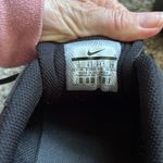 Nike  Women's Tanjun Sneakers size 12 Photo 4