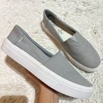 Toms Women’s Parker Slip On Shoes Gray size 8 Casual Simple Sneakers Normcore Photo 0