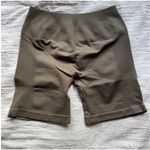 Amazon Aurola Intensify Shorts Photo 1