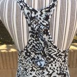 Love Tree 💜 White/black tank w/ruffle back Photo 2