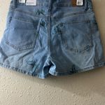 Butterfly Print Women's Denim Shorts Blue Size undefined Photo 1