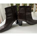 Nine & Co. NCPHILLIPEK" Womens Size 9.5 Leather Ankle Bootie Side Zip Buckle Y2K Photo 3