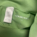 We Wore What  Seamless Fair Green Biker Short Sizse Large $88 NEW Athleisure Photo 2