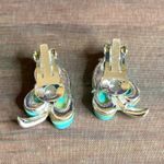 Source Unknown 0125 Vintage 50s Aqua Blue Thermoset Leaf Clip-On Earrings w/Silver Tone Setting Photo 1