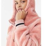 UGG  Kailani Hoodie Photo 3