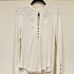 William Rast WILLIAMRUST long sleeve bohemian crochet White ivory Knit shirt women’s medium Photo 0