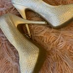 Jennifer Lopez  rhinestone heels peep toe shoes Photo 3