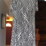 Jones New York Black and White Abstract Lines Print Dress Sz 12 Photo 2