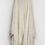 Lululemon  Womens O/S Shawl Sweater Top Cape Pullover Ivory Cashmere Viscose Photo 0