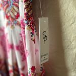 Shelby & Palmer Shelby & Palmer Red and Pink A-Line Midi Dress Casual Crew Neck Short Sleeve Photo 3