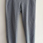 Emma & Olivia Black and White Houndstooth Print Cropped Ankle Pants, Size Small Photo 3