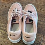 Nike Pink Air Force 1s Photo 2