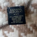 Banana Republic  Wool and Angora Blend Houndstooth Scarf in Tan Cream One Size Photo 2