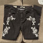 Levi's Levi’s 721 High Rise Skinny jean in black embroidered floral 24 W x 26 L Photo 4
