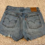 Levi's Levi’s Wedgie Fit Shorts Photo 1