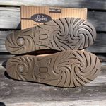 Kirkland Signature  womens shearling scalloped edge short boots tan 11 Photo 4