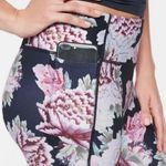 Athleta Run Free Garden Party Floral Printed 7/8 Cropped Leggings Size XS Photo 2