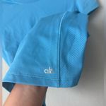 Alo Yoga Alo Coolfit Athletic Tshirt blue Size Small Photo 3