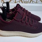 Adidas 🦋 Women's Tubular Shadow Maroon, Size 7 Photo 0