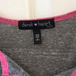 Derek Heart FINAL MARKDOWN  tee 2x Photo 2