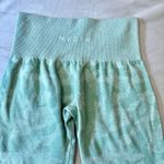 NVGTN Sage Green Camo Seamless Leggings Small Photo 5